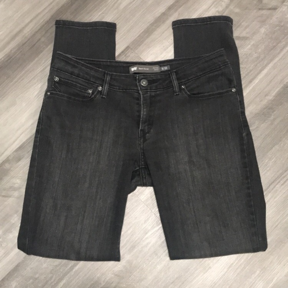 Levi’s Demi curve mid rise skinny black jeans